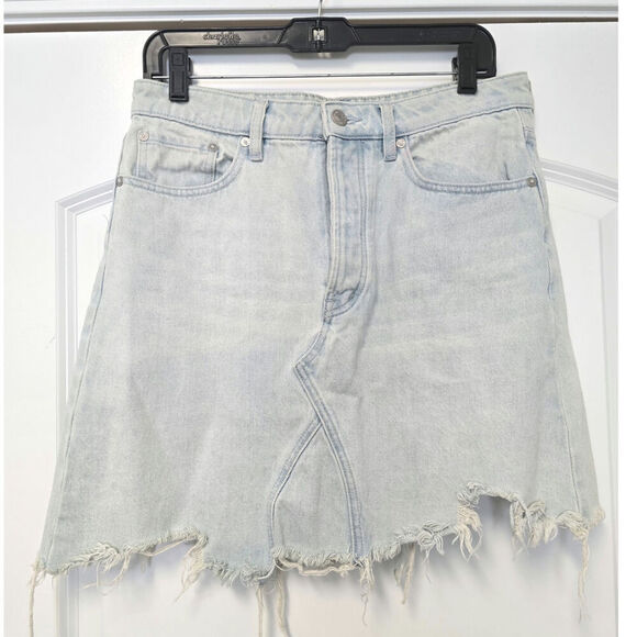 Free People We The Free Mini Skirt Size 29 STYLE GOING ROUGE light Denim - Picture 4 of 8